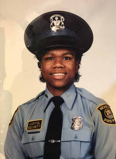zzztracy-byrd-police-uniform-400